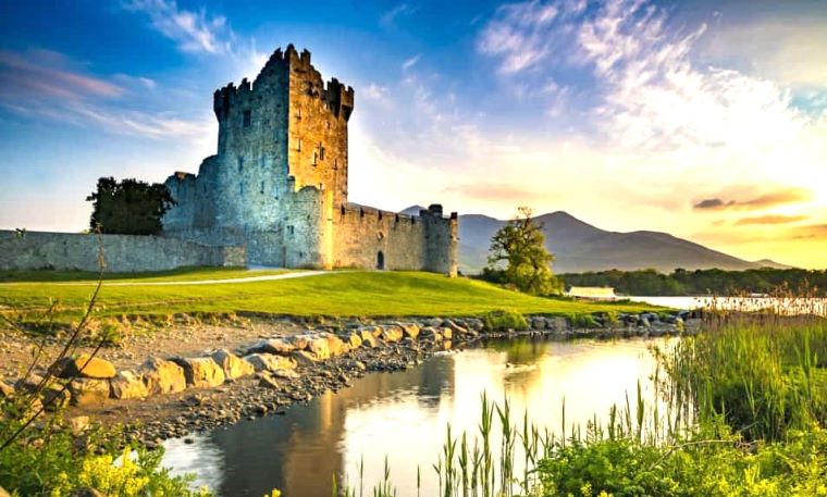 Away From the Ordinary